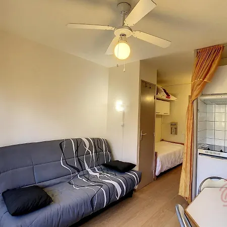 Rdc Proche Centre Et Thermes Avec Wifi - Fr-1-451-76 * ラマルー・レ・バン